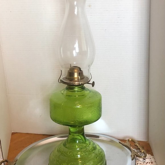 EAGLE OIL LAMP Art Vintage Eagle Oil Lamp In Very Good Condition